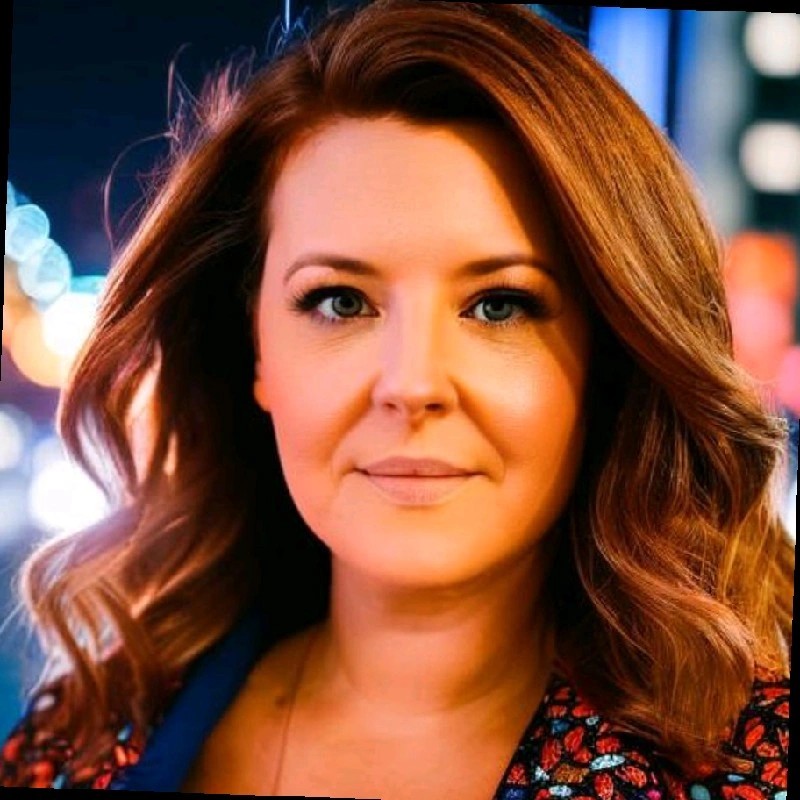 Headshot of Elizabeth H
